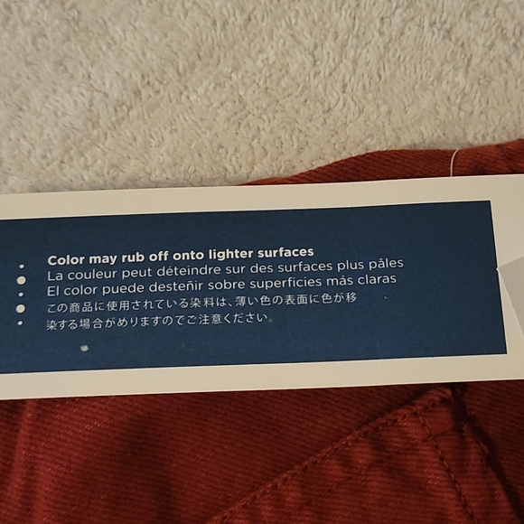 Old Navy Women's Shorts - Picture 7 of 8